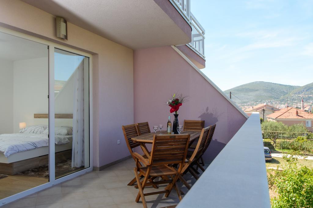 Apartmani Mm Trogir Exterior photo